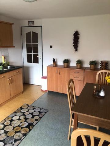 Apartman Skvela Nalada Vsemyslice Exterior foto